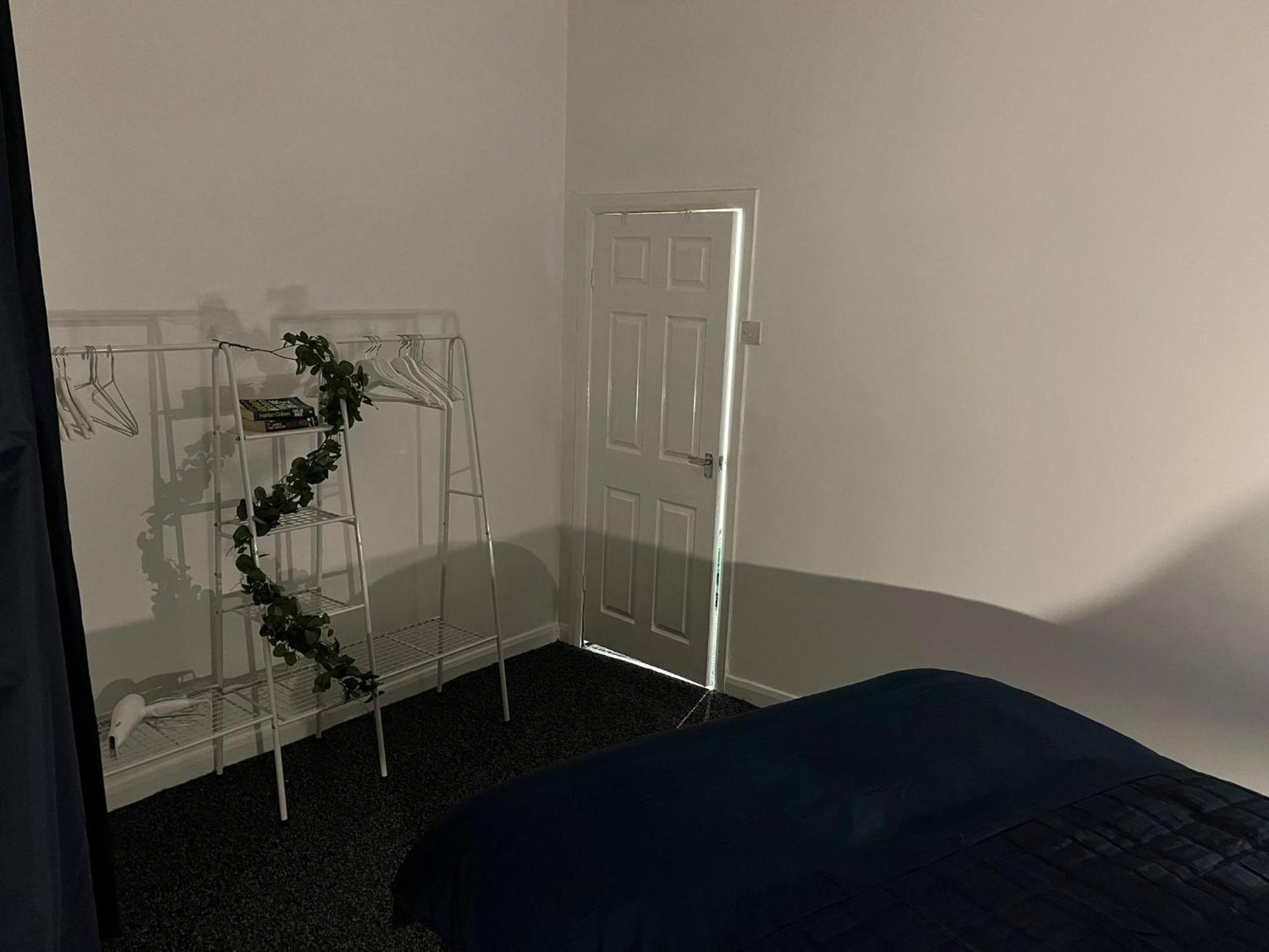 Large Ground Floor Apartment - South Shields - 3 Minutes From South Tyneside Hospital, 8 Minutes From Beach Ngoại thất bức ảnh