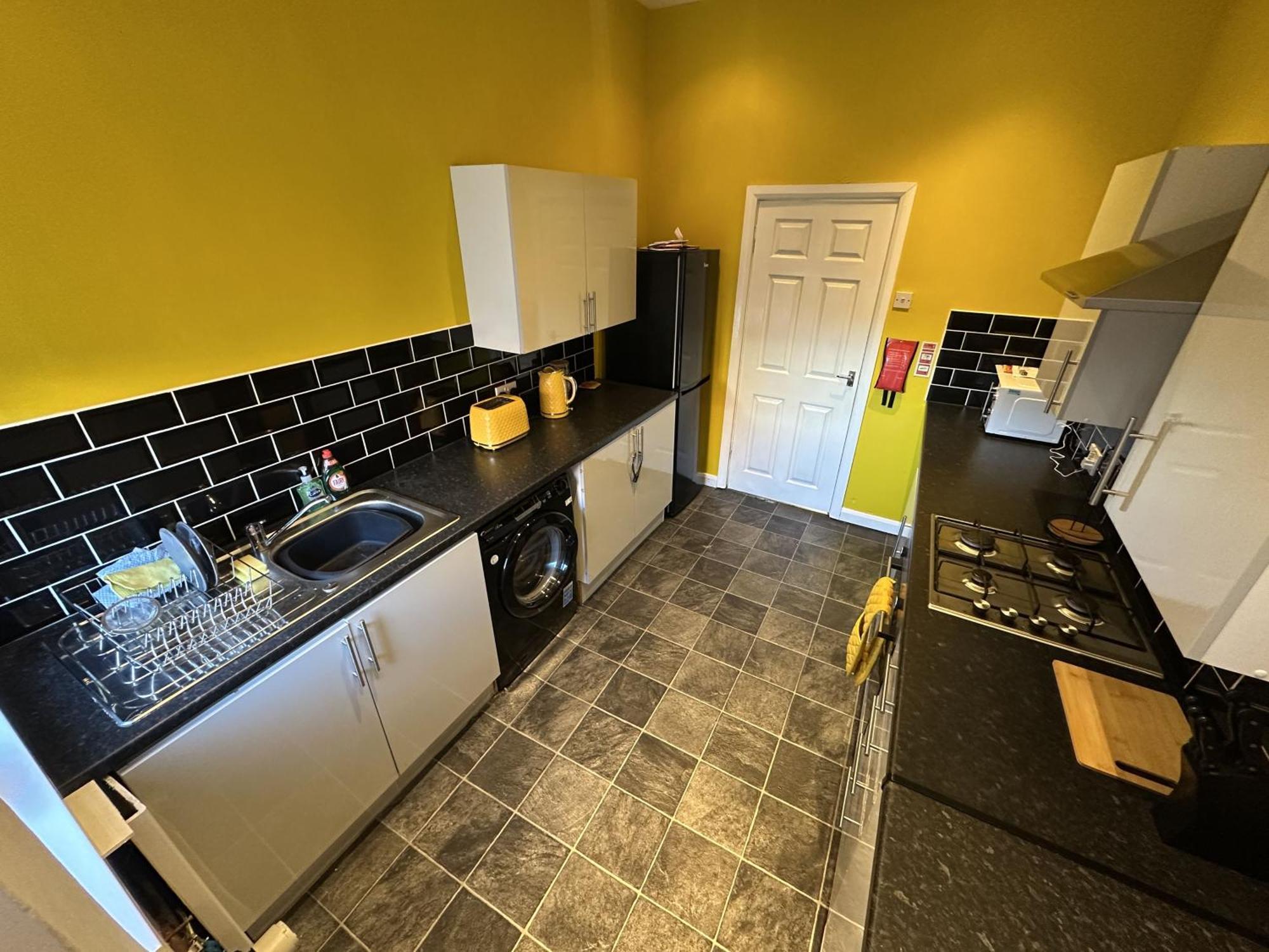 Large Ground Floor Apartment - South Shields - 3 Minutes From South Tyneside Hospital, 8 Minutes From Beach Ngoại thất bức ảnh
