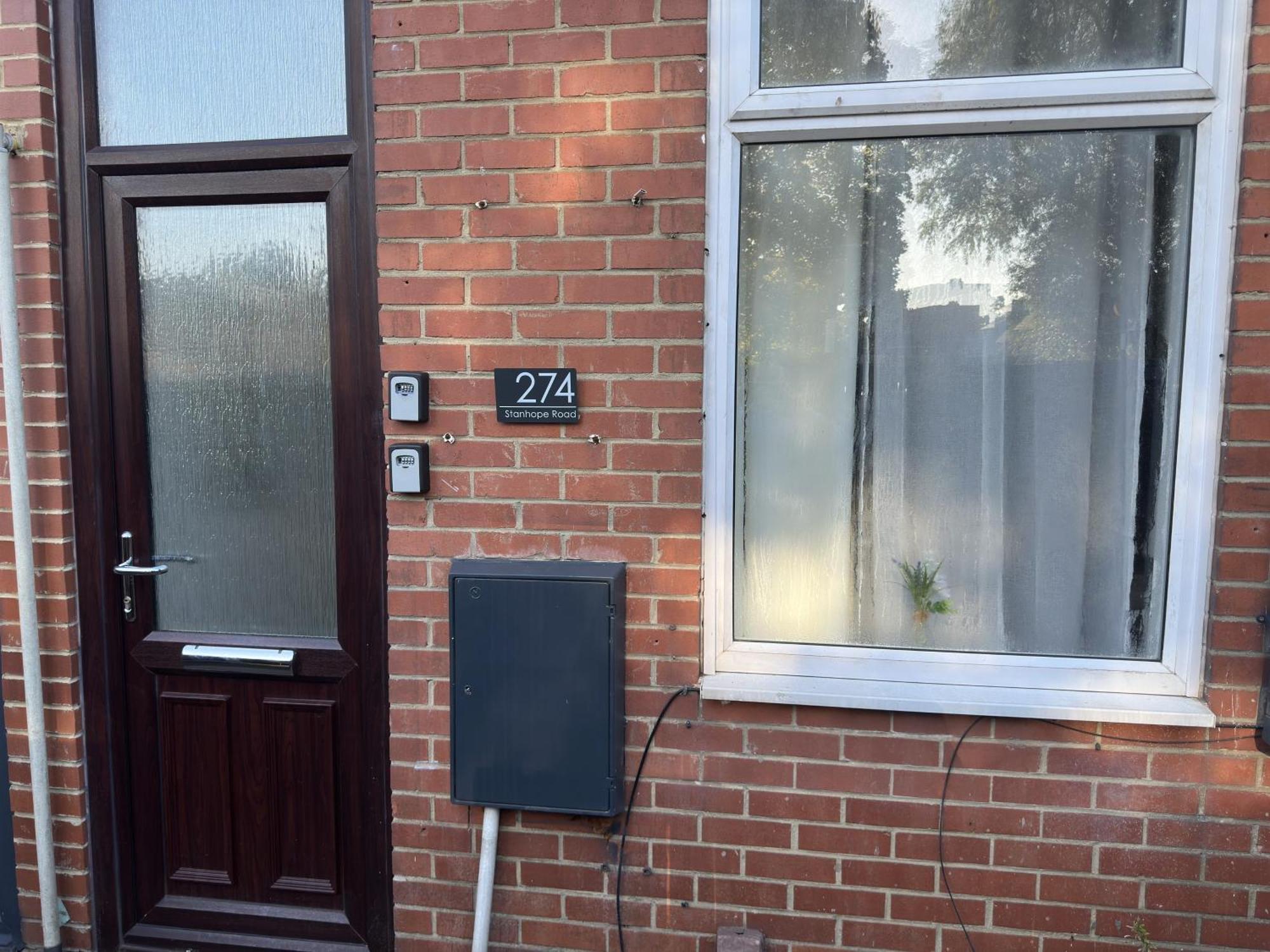 Large Ground Floor Apartment - South Shields - 3 Minutes From South Tyneside Hospital, 8 Minutes From Beach Ngoại thất bức ảnh